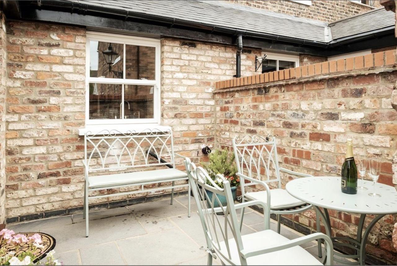 107 Nunnery Lane - A House Of York Holiday Home エクステリア 写真